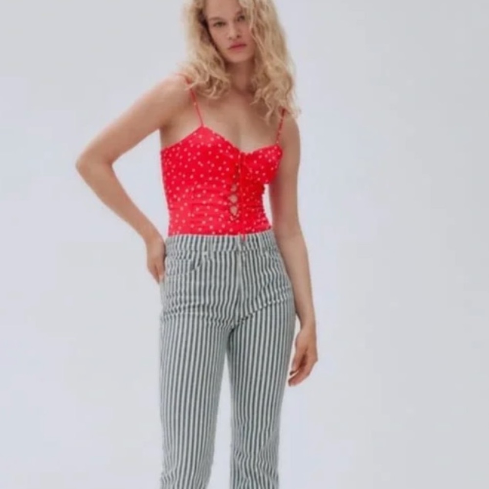 NWT Zara Red Star Printed Satin Effect Bodysuit Size S - Picture 3 of 8